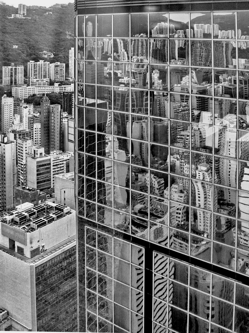 Hong Kong, Central Plaza - View from the Skylobby