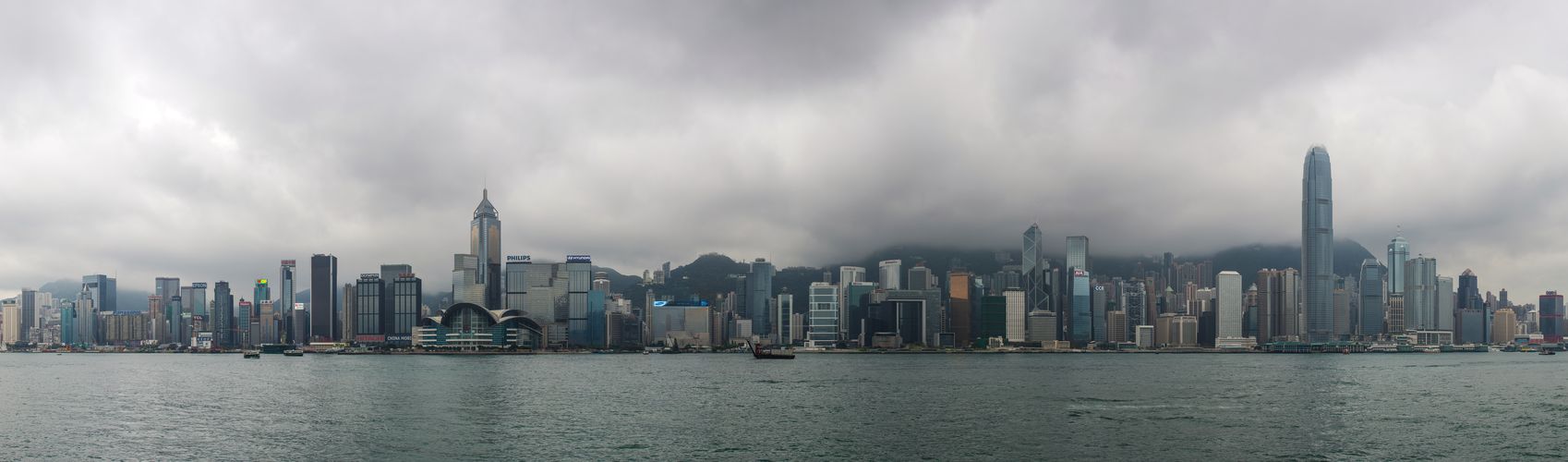 Hong Kong Island im Regen