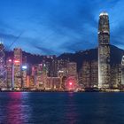 Hong Kong Island zur Blauen Stunde