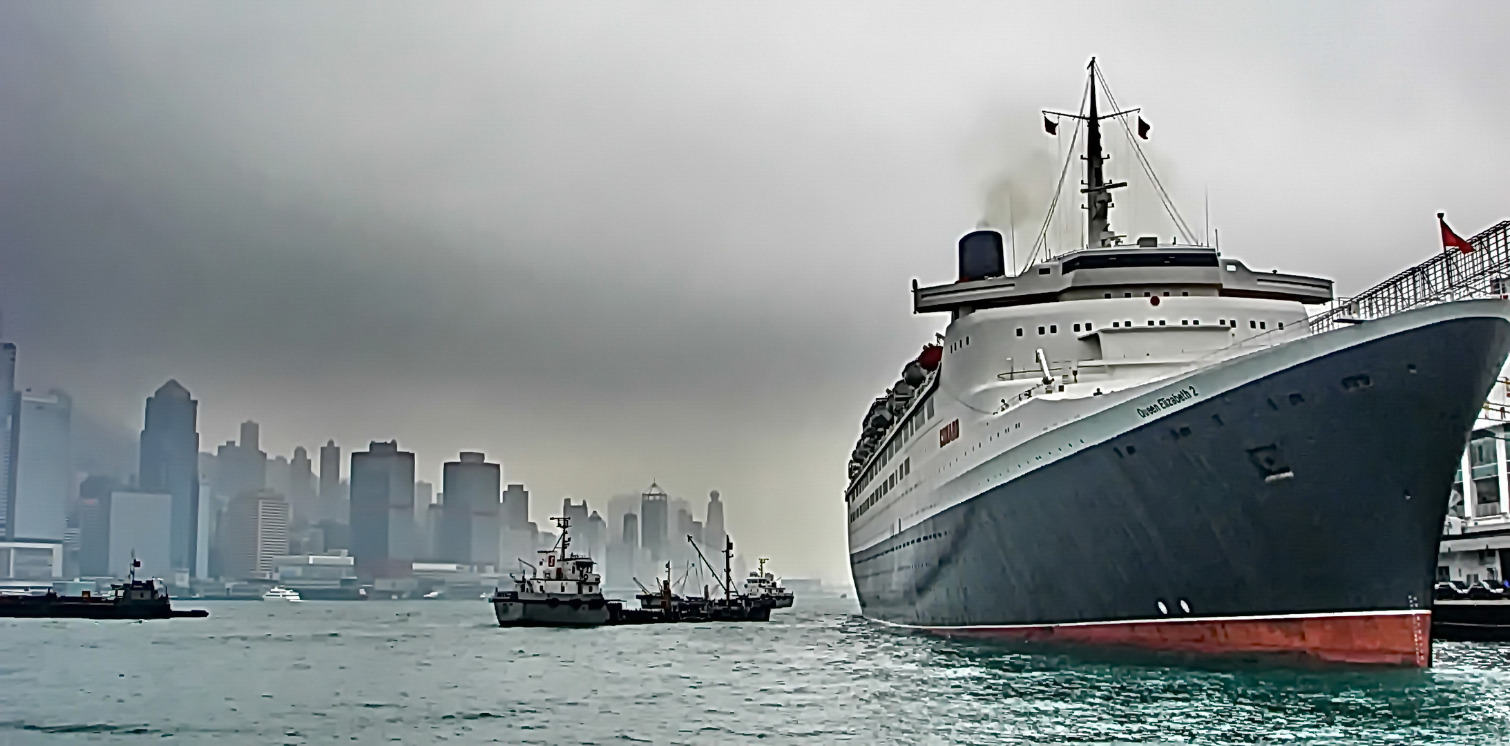 Hong Kong, QE2