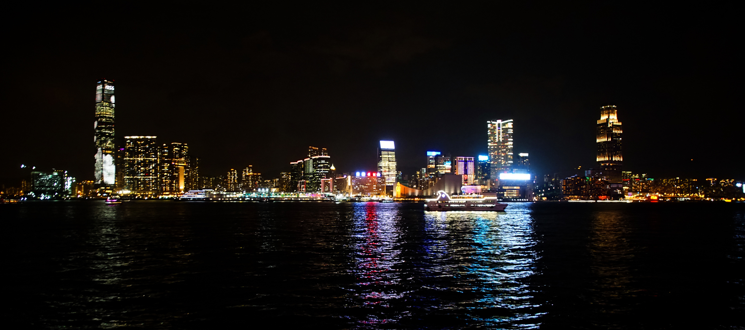 Hong Kong Symphony of Lights (2)