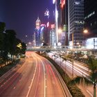 Hong Konk Autobahn vor der Skyline