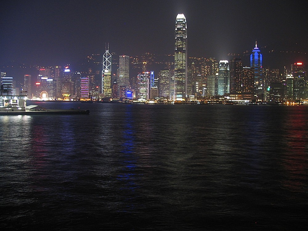 Hongkong bei Nacht im (April 2007)