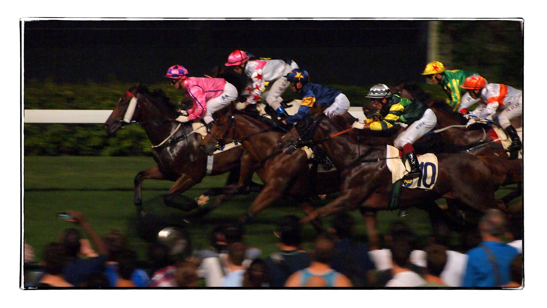 Hongkong Horse-Races at Happy Valley