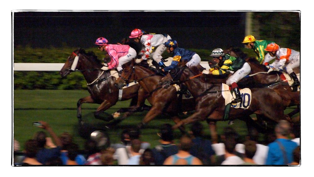 Hongkong Horse-Races at Happy Valley