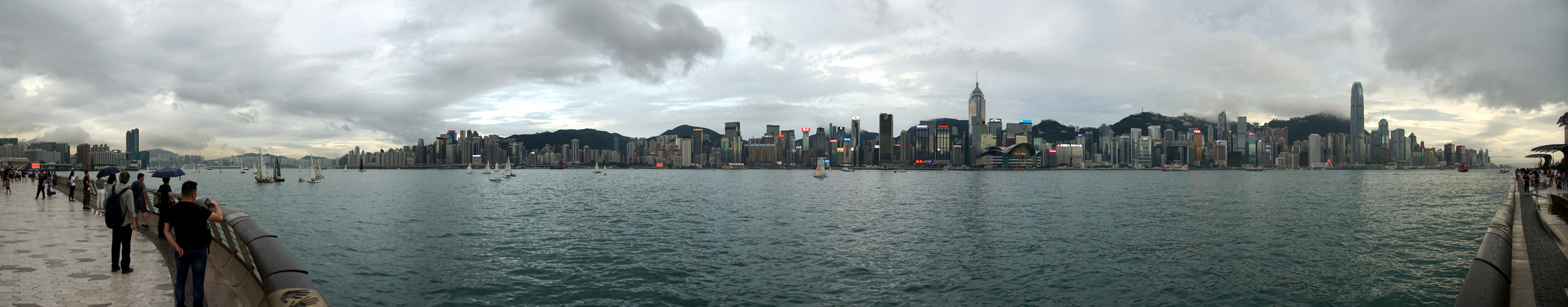 HongKong Island, gesehen von der Avenue of Stars