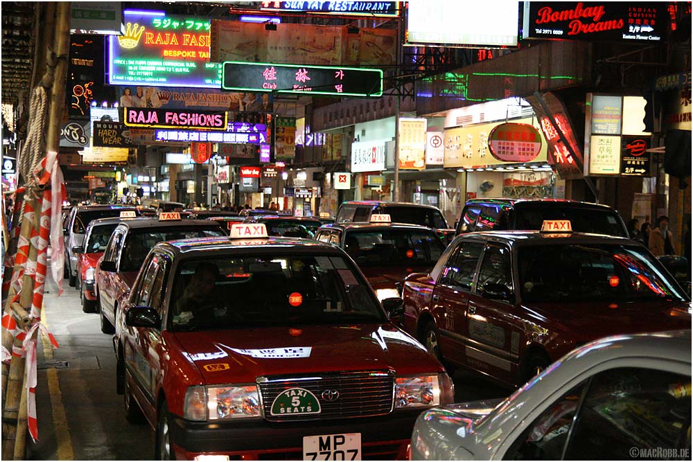 Hongkong-Taxi – Taxistau in der Cameron Road