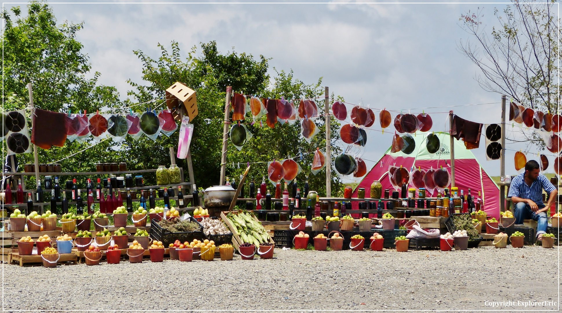 Honig, Obst und Früchte zu verkaufen............