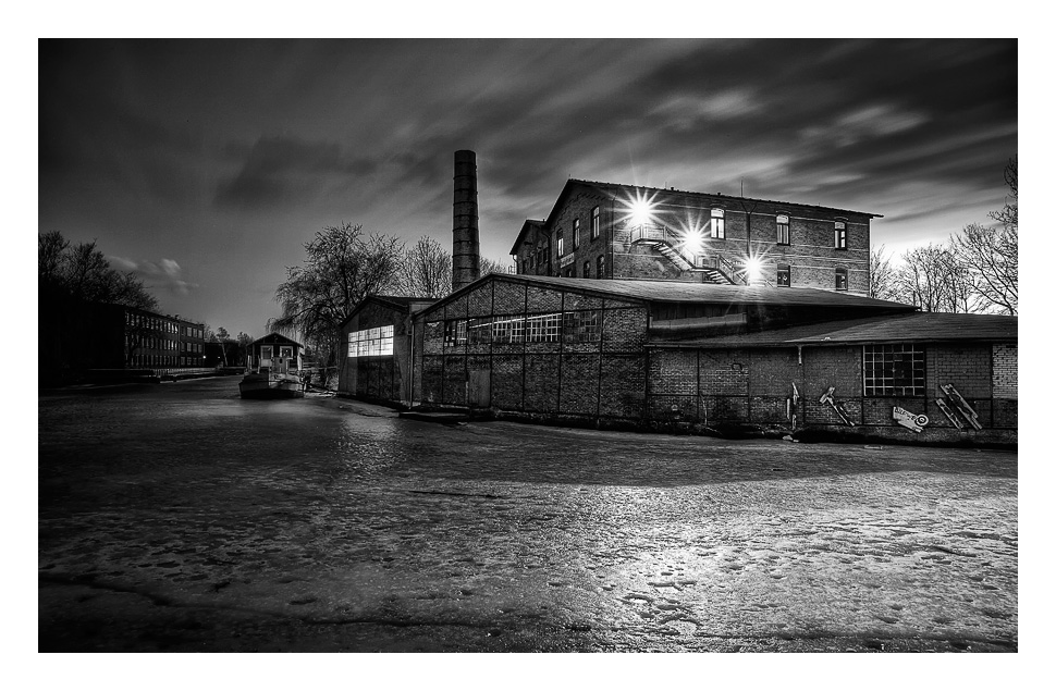 Honigfabrik am Veringkanal