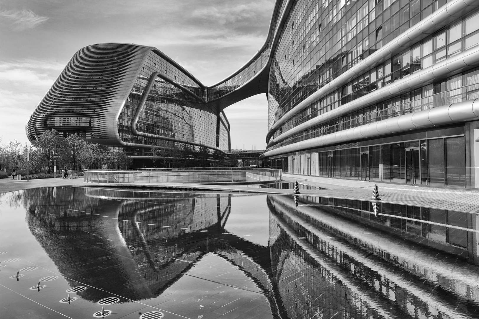 Honqiao Exhibition Center / Shanghai / VR China