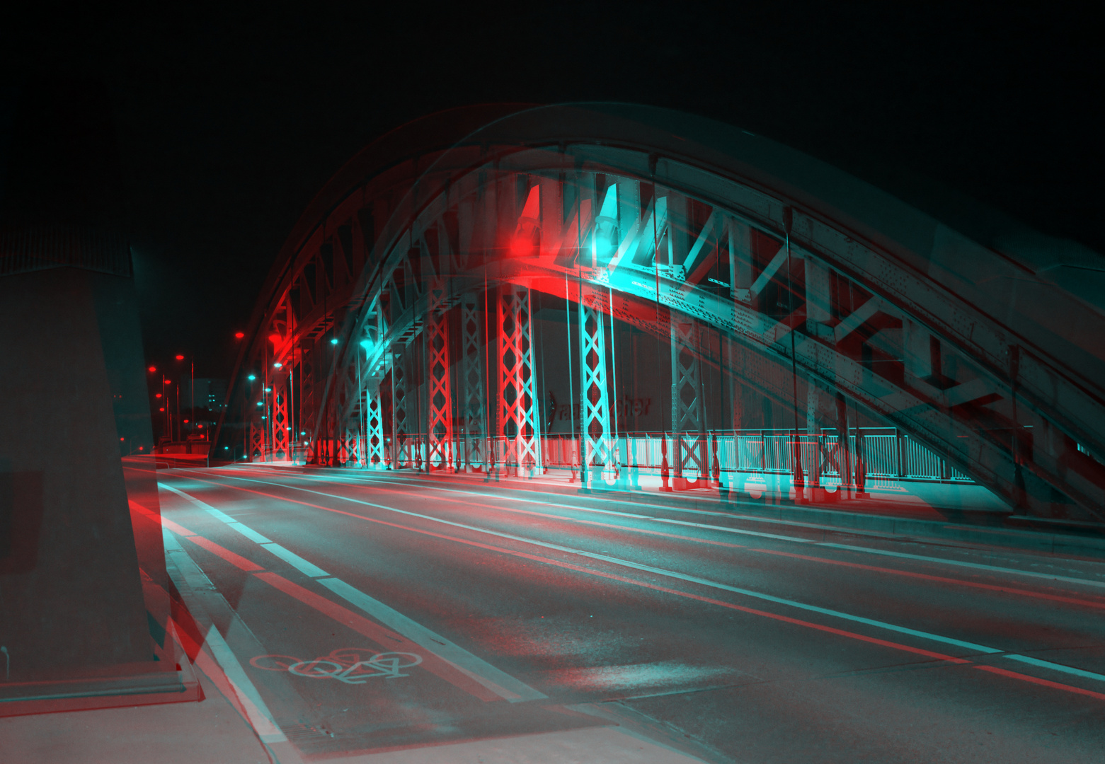 Honsellbrücke bei Nacht