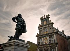 Hoorn - Roode Steen - Statue of Jan Pietersz Coen - Westfries Museum - 03