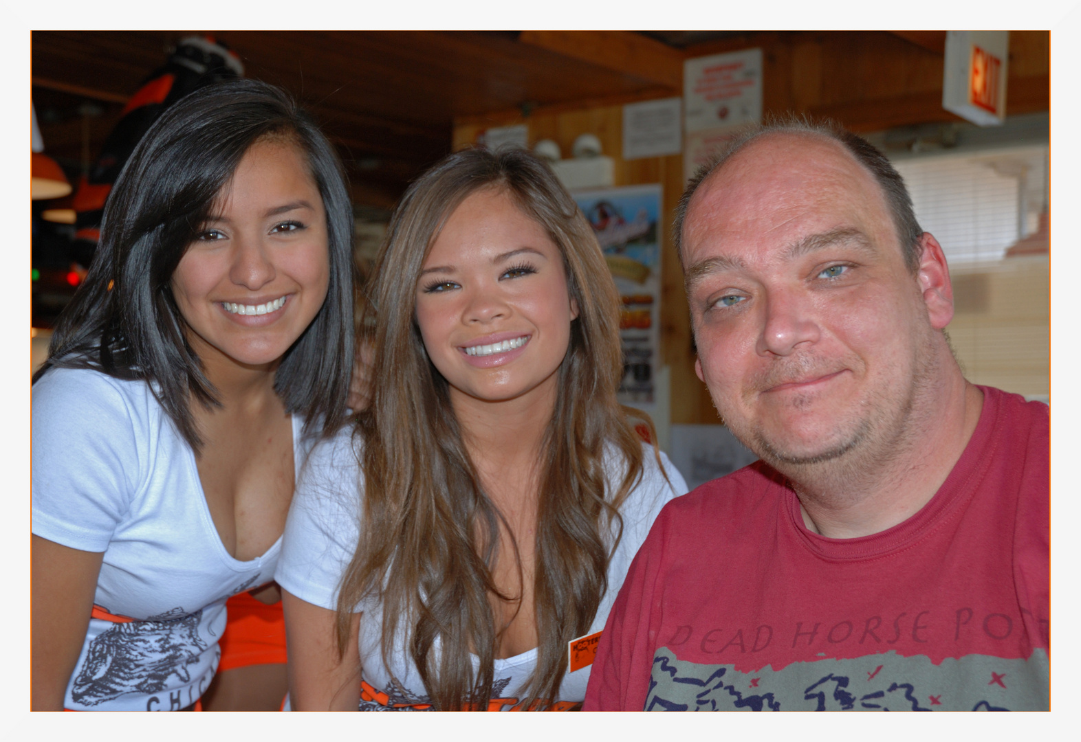 Hooters of Chicago