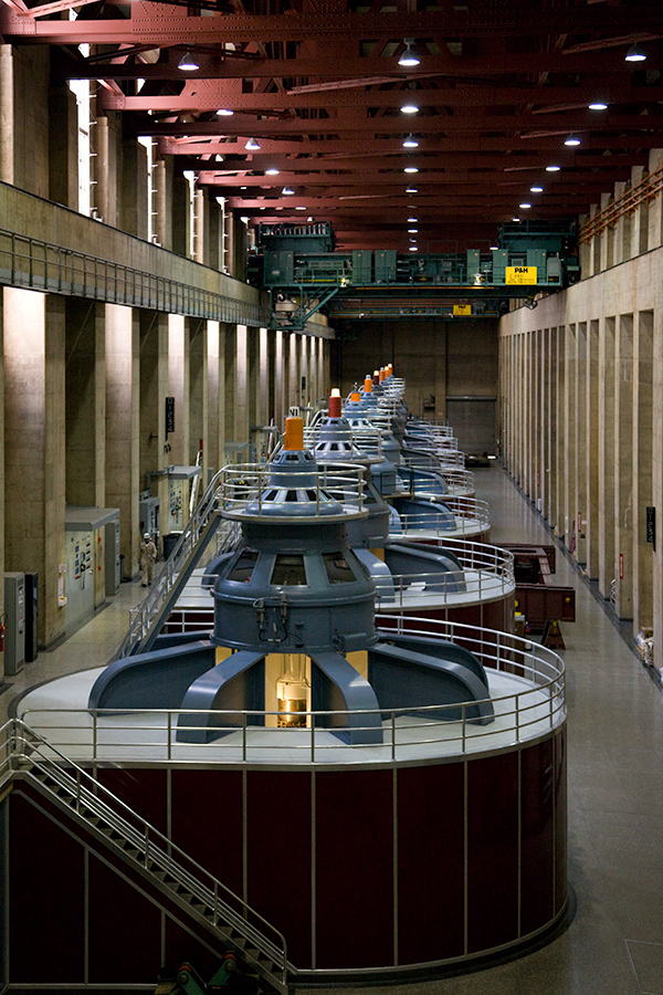 Hoover Dam, Generatorraum