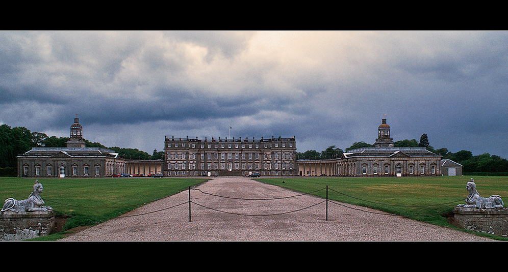 Hopetoun House