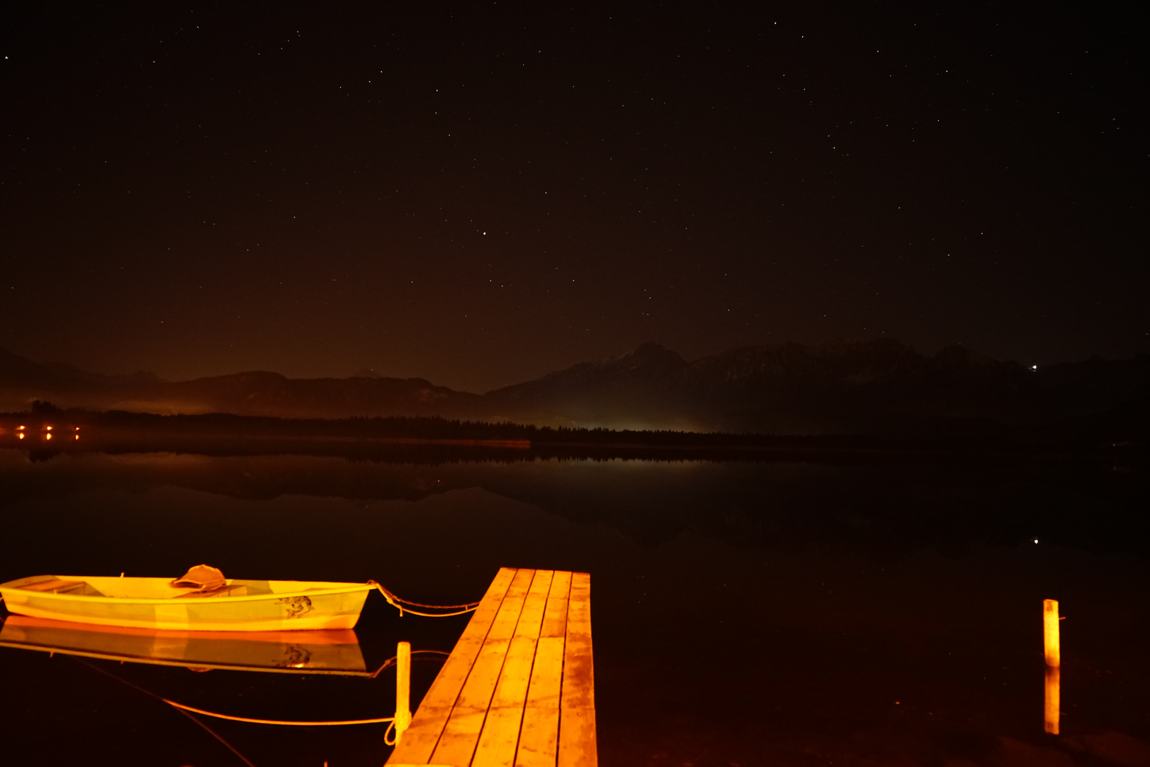 Hopfen am See bei Nacht