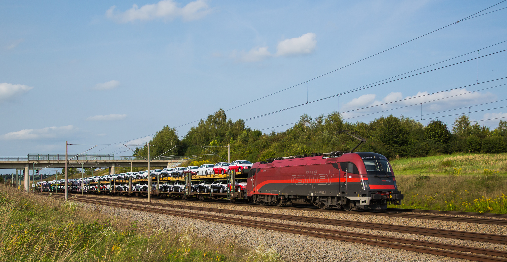 Horch auf: eine Railjet-Lok auf Abwegen