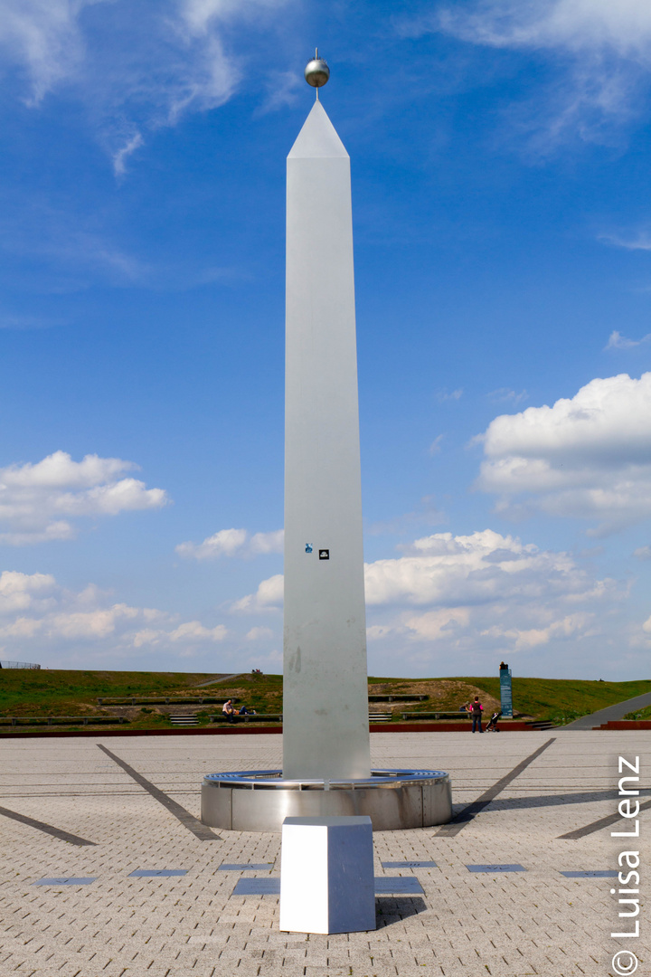 Horizontal Sonnenuhr auf der Hohewart Halde in Herten