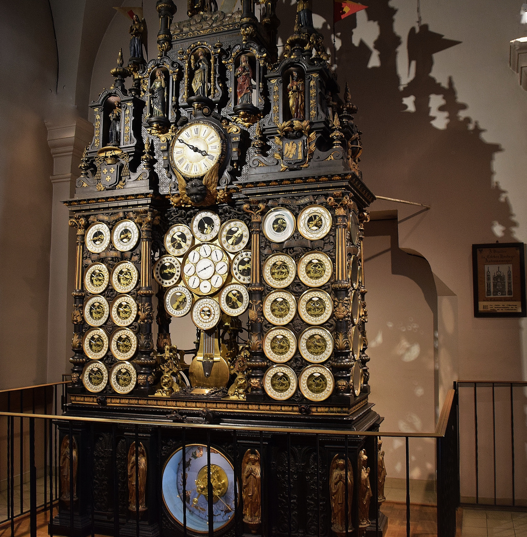 Horloge astronomique de Besançon.....