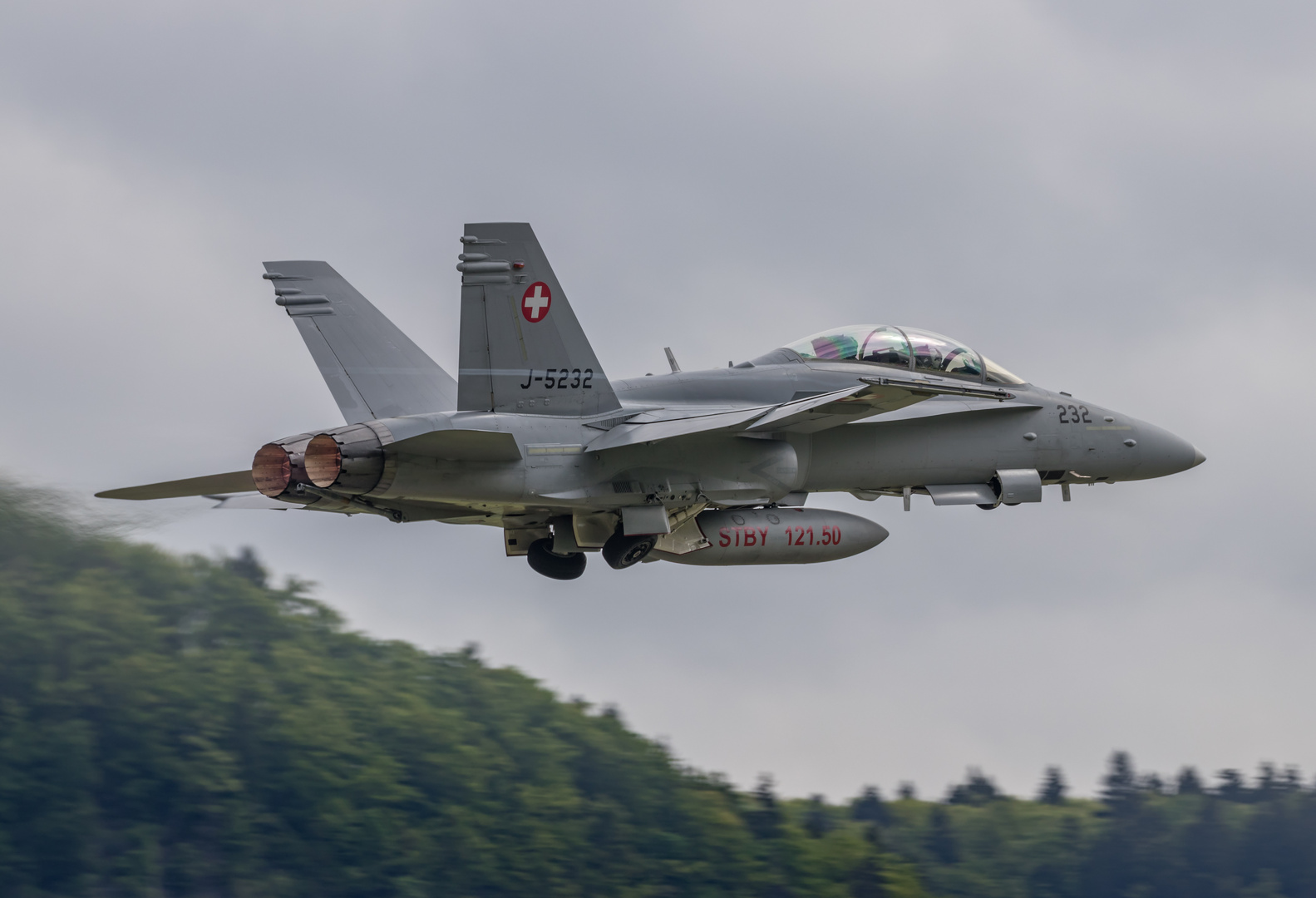 Hornet beim Start in Meiringen