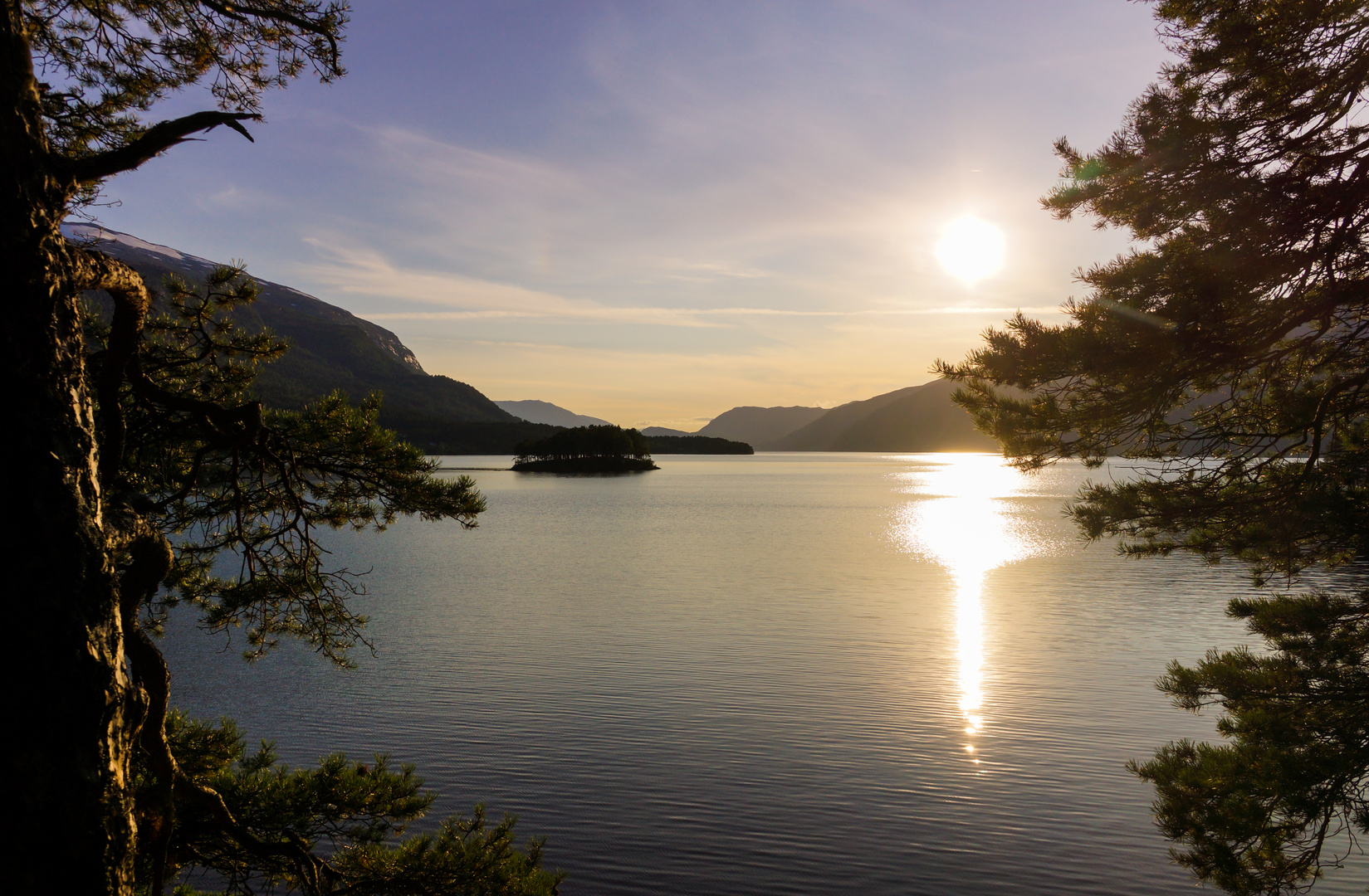 Hornindalsvatnet  - Sogn og Fjordane - Norwegen