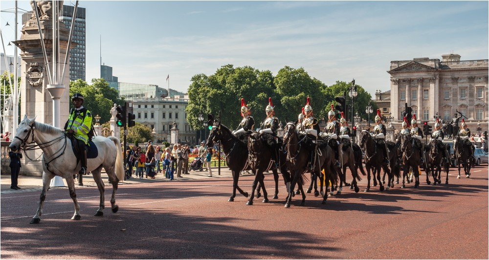 Horse Guards ...