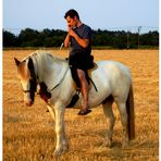 Horsemanship ... riding man don´t give up business