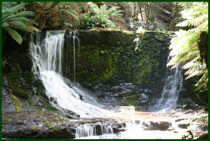 Horseshoe Falls