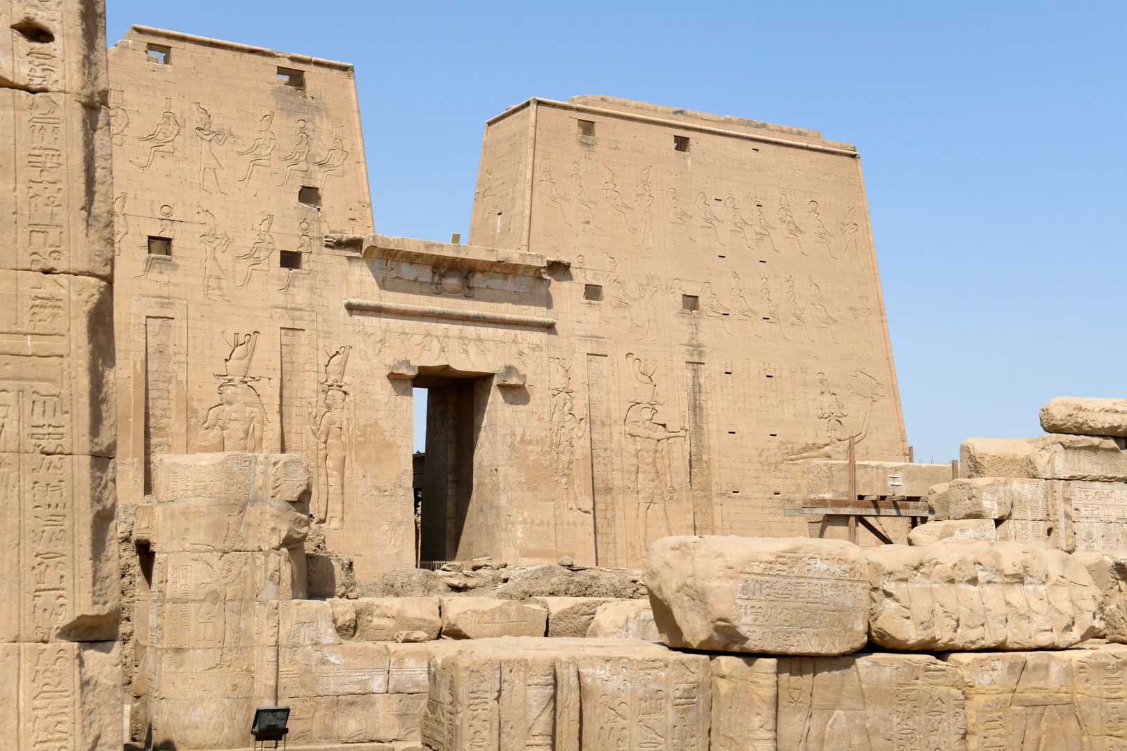 Horustempel in Edfu 1