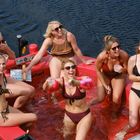 Hot Tug, Mädels Party auf der Themse in London 2018