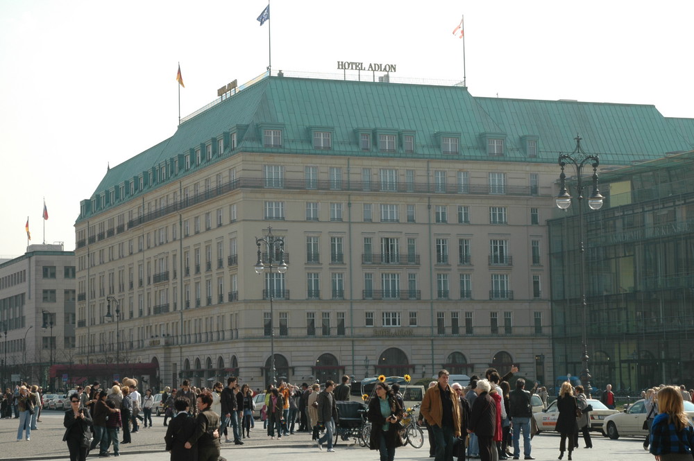 hotel adlon