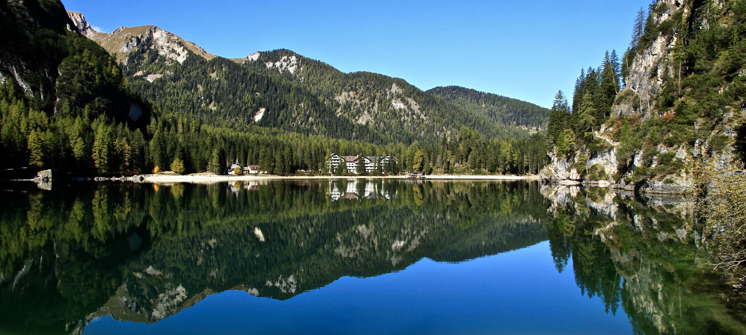 Hotel am Pragser Wildsee