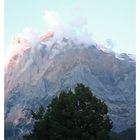 Hotel-Aussicht mit leichten Wolken