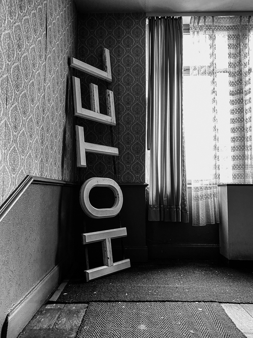 .HOTEL.