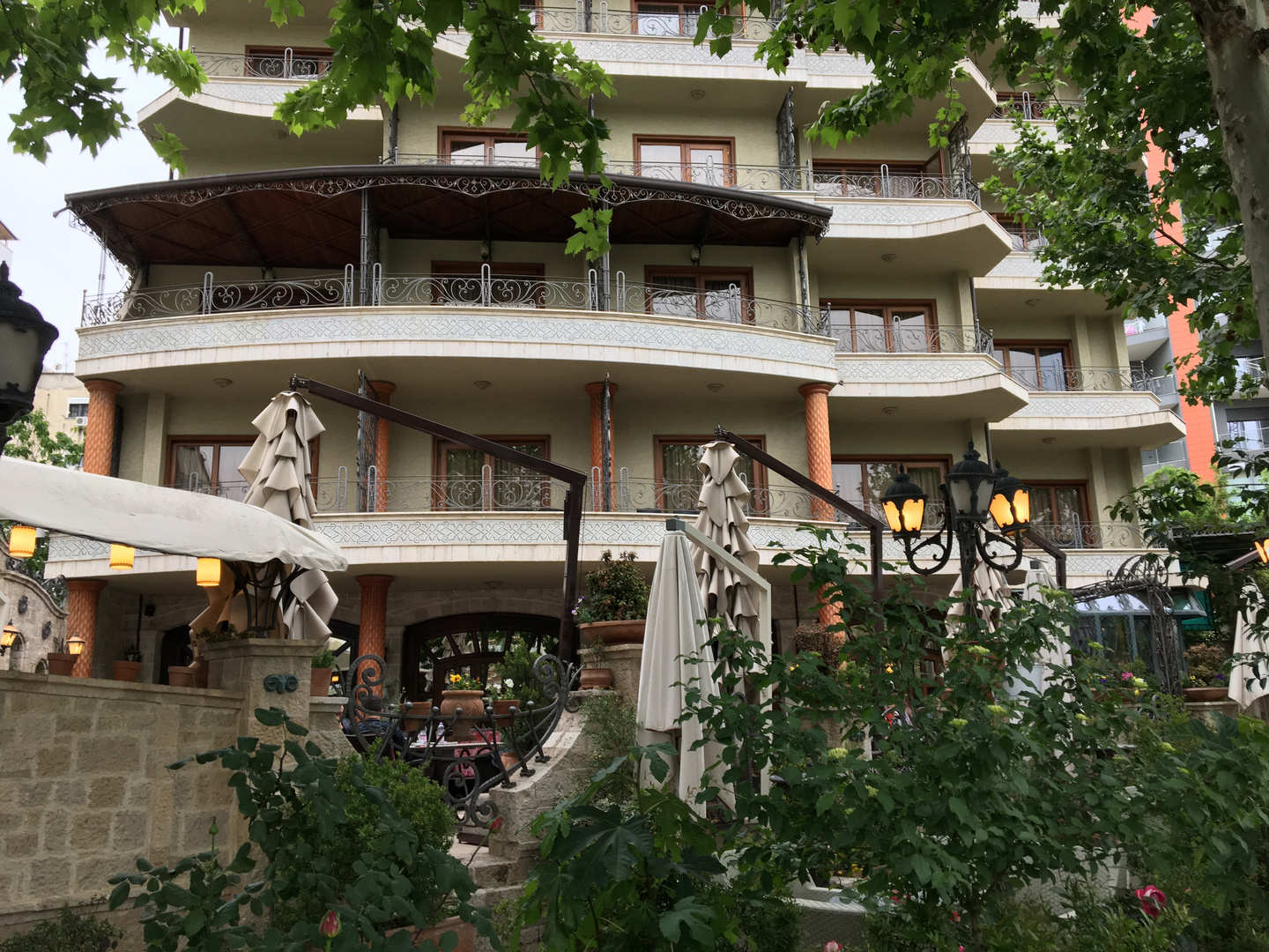 Hotel Dinasty in Tirana