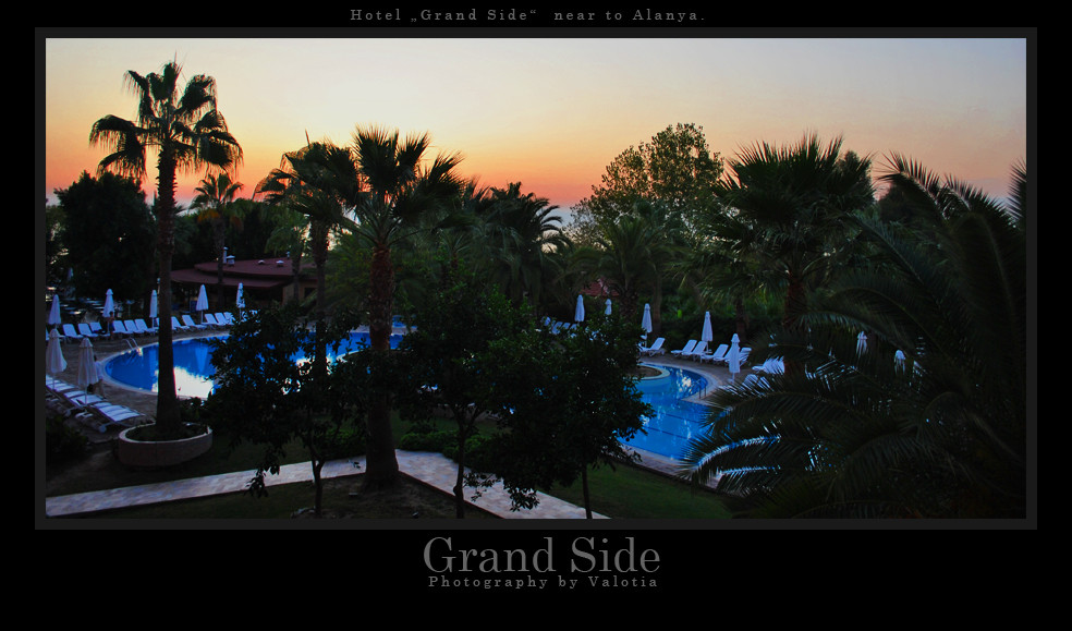 Hotel "Grand Side"