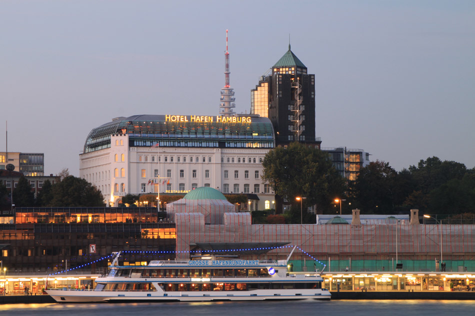  Hotel  Hafen  Hamburg  Foto Bild architektur architektur 