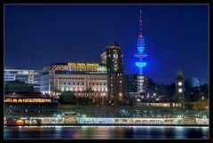 Hotel Hafen Hamburg und der blaue Fernsehturm