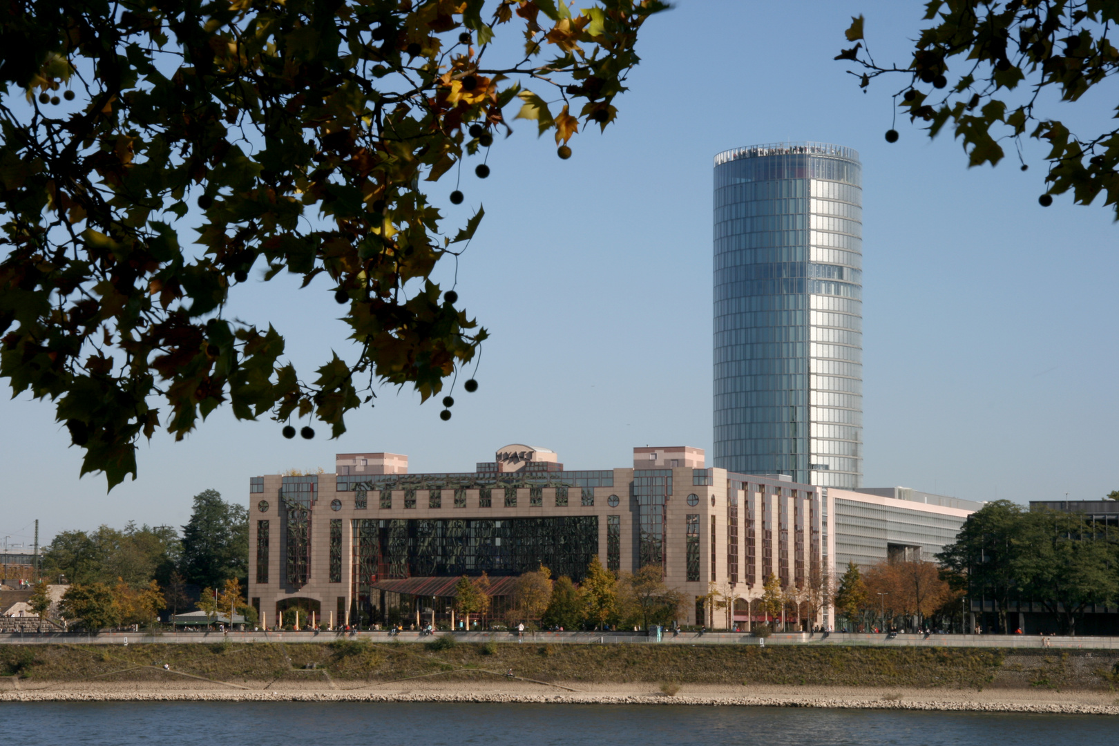 Hotel Hyatt Regency mit Kölntriangle