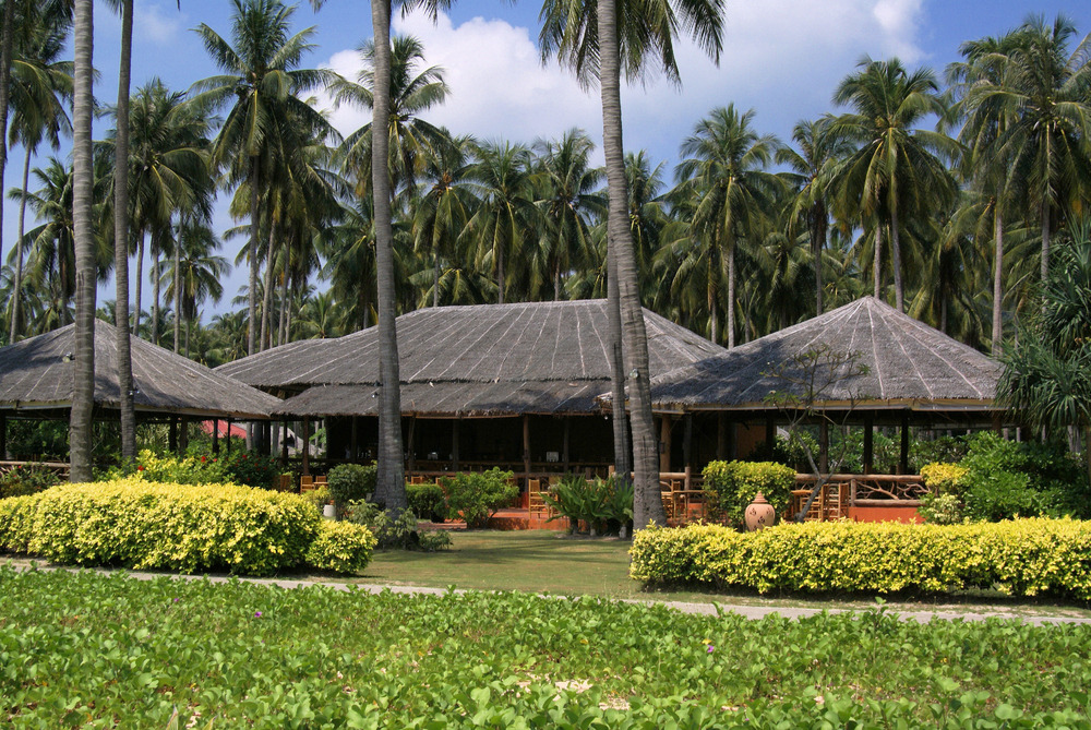 Hotel Koh Phi Phi Village