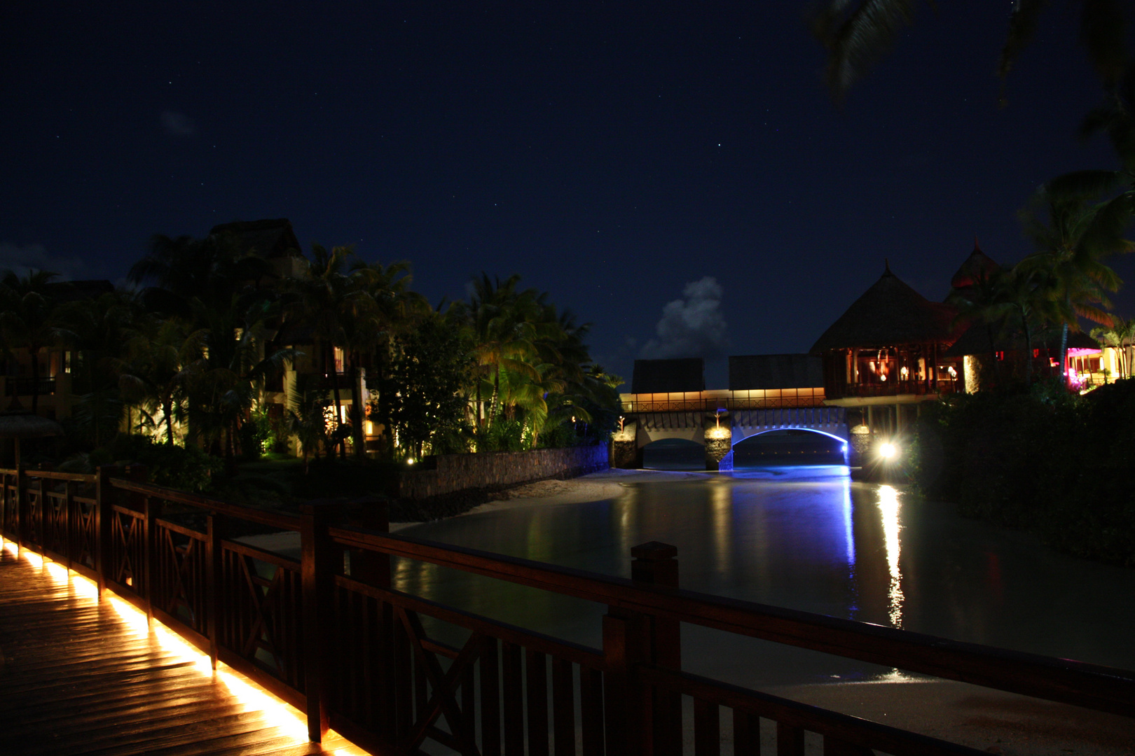 Hotel Le Touessrok bei Nacht