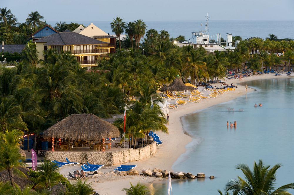 Hotel Lions Dive an Beach Resort am Mambo Beach auf Curacao