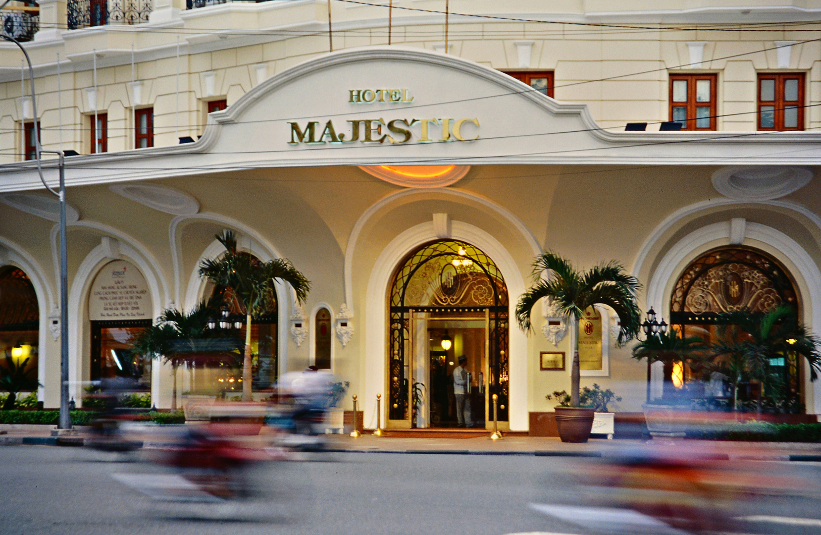 Hotel Majestic Saigon