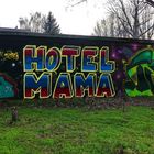 HOTEL MAMA