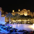 Hotel Mina Al Salam mit Burj Al Arab im Hintergrund