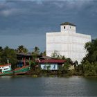 Hotel Riverview in Surat Thani