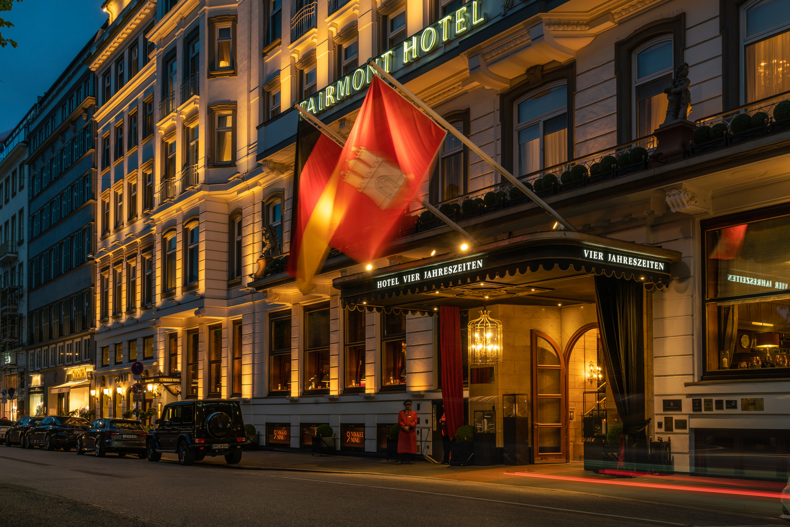 Hotel Vier Jahreszeiten Foto & Bild world, hamburg, nachtaufnahme Bilder auf