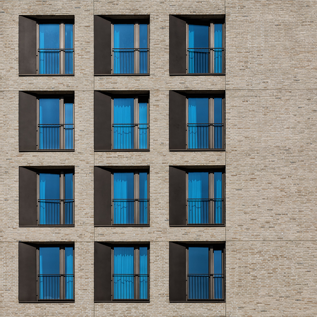 Hotelfenster [blau]