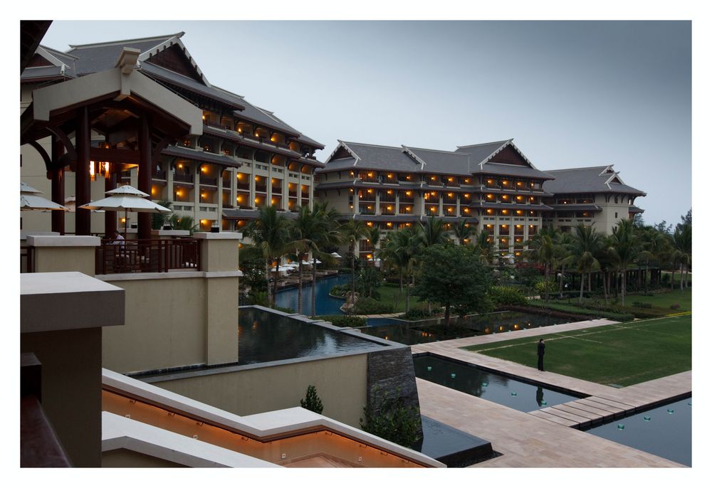 Hotels in Sanya - Riz Carlton