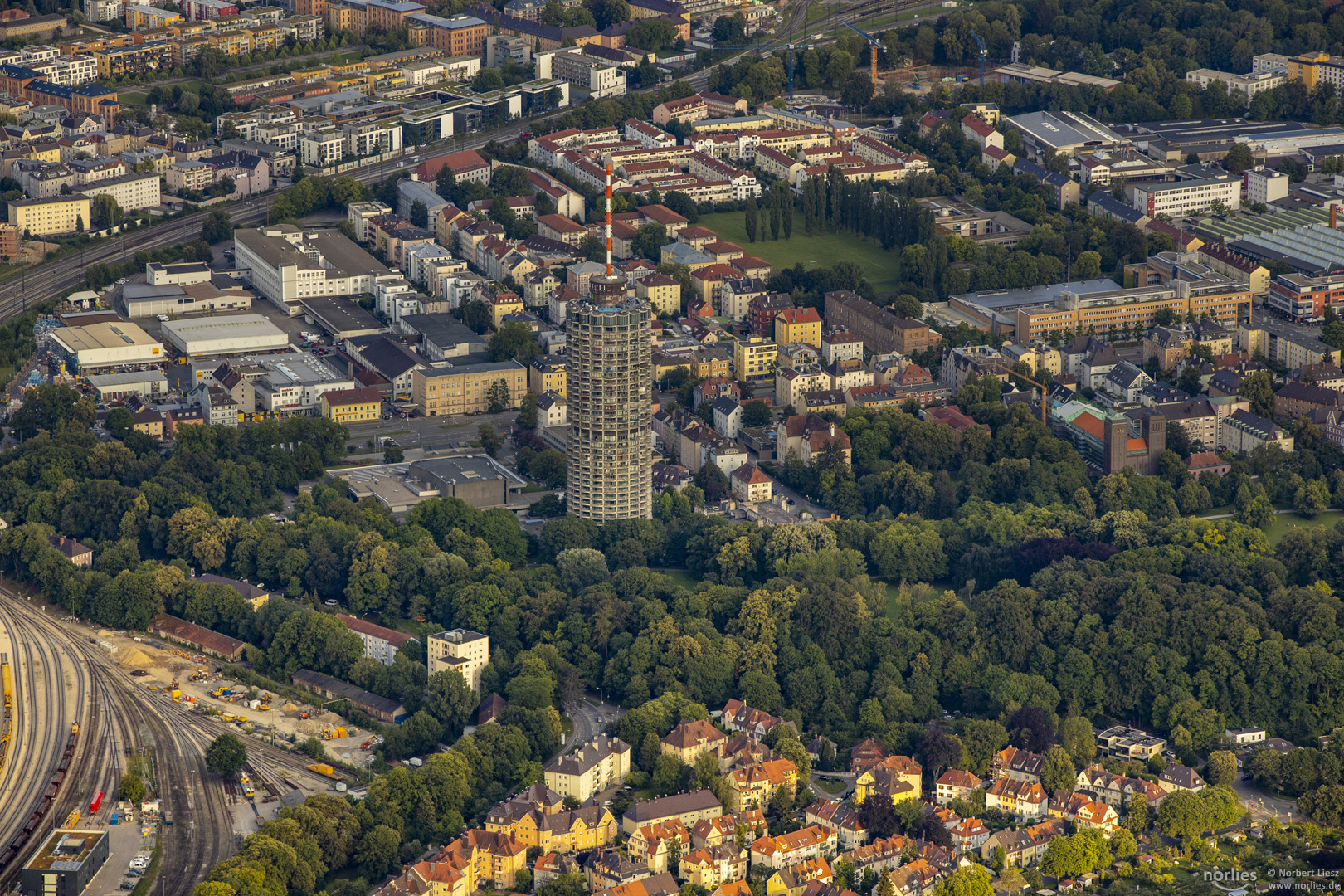 Hotelturm Luftbild